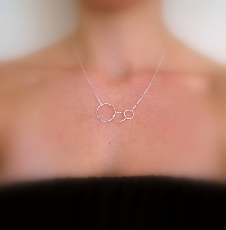 Hammered Circles, Sterling Silver Infinity Necklace Three Circle Necklace, 3 Circles Asymmetrical Linked Rings, Large Small Pendant, image 2