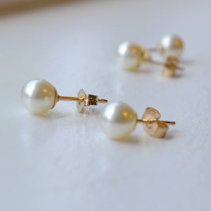 Tiny Round Pearl Stud Earrings in Gold Filled or Sterling Silver, Available in White or Ivory / Cream in 4mm or 6mm image 8