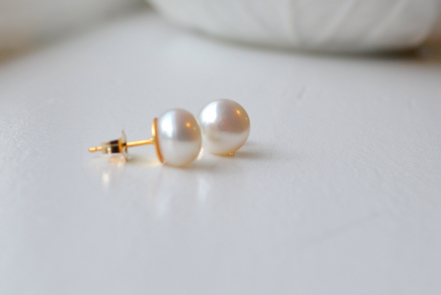 14K Gold and Natural Pearl Stud Earring Freshwater Pearl Etsy
