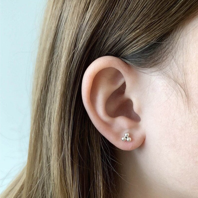 Triple Ball Stud 5mm Triangle Earring Stud Tiny Dot Stud Etsy
