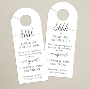 Wedding Door Hanger (SET OF 10) - Script Door Hanger for Wedding Hotel Welcome Bag - Welcome Bag Tag for Wedding Guest