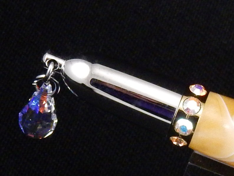 Diva Charm Twist Pen in Butterscotch Yellow