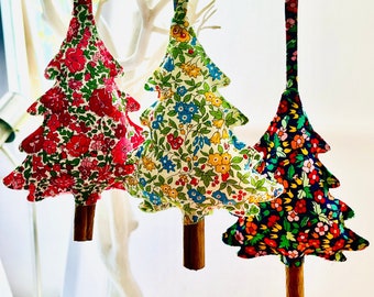 3x Liberty print cinnamon Christmas tree decorations handmade choose from two sets. Includes FREE handmade Christmas card