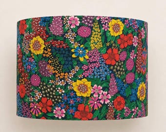 Liberty London Ciara E Lampenschirm aus Baumwolle mit Blumenmuster: Handgefertigt | Fassungen für EU/UK/US | Kostenloser Versand