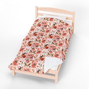 Strawberry Patchwork Velveteen Blanket, Cozy Cottagecore Throw, Lightweight Printed Quilt Blanket, Spring Easter Gift image 6