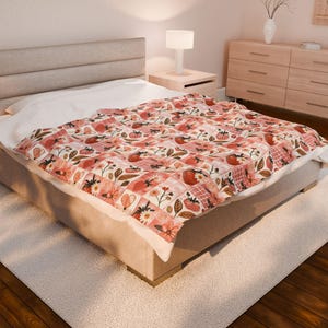Strawberry Patchwork Velveteen Blanket, Cozy Cottagecore Throw, Lightweight Printed Quilt Blanket, Spring Easter Gift image 5