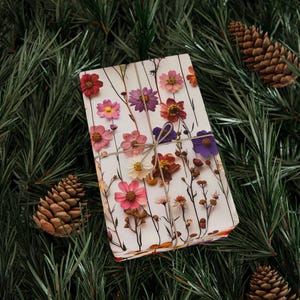 3D Effect Pressed Flower Wrapping Paper, Bridal Party Gift Wrap, Cottagecore Floral Wrap, Garden Wedding Party, Spring Gift Wrap image 5