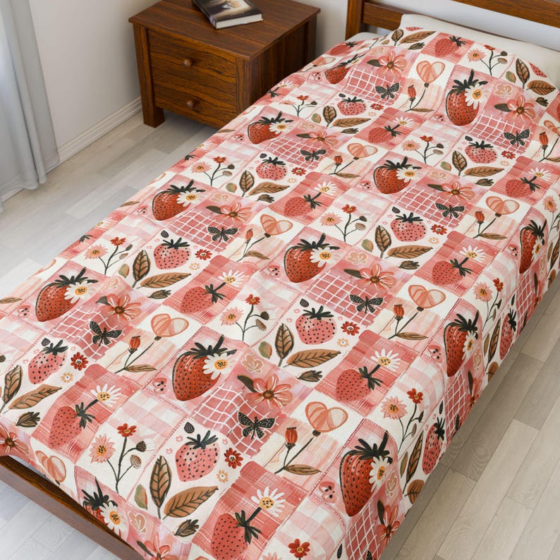 Strawberry Patchwork Velveteen Blanket, Cozy Cottagecore Throw, Lightweight Printed Quilt Blanket, Spring Easter Gift image 4