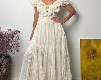 bandeau ruched ruffle-trim maxi dress in ivory Boho Ruffles V neckline dress,Cotton Cream Wedding dress,Beach Wedding Dress,Maternity for photoshoot dress,Off shoulders Maxi new-accessories