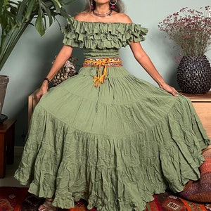 Boho Two Piece sets in Skirt,Off shoulder crop top,Ruffled crop top,Cotton angle sleeve crop top,Maternity for photoshoot set top and skirt.