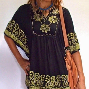 Indian Batik Printed and Silk Embroidered Women&#39;s Tunic / Poncho with flower and lovely embroidery designs. Black with Silver, blue or green