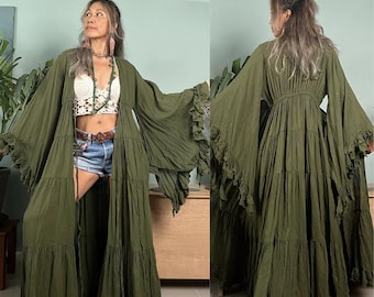 Plumero largo de verano bohemio, kimono largo de algodón, cárdigan de algodón, chaqueta larga bohemia, kimono largo con volantes, kimono maxi bohemio con volantes. Kimono de algodón azul.
