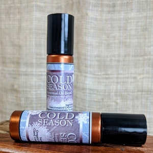 コールドシーズン エッセンシャルオイルブレンド ガラスロールオン フラクショネイテッドココナッツオイル配合