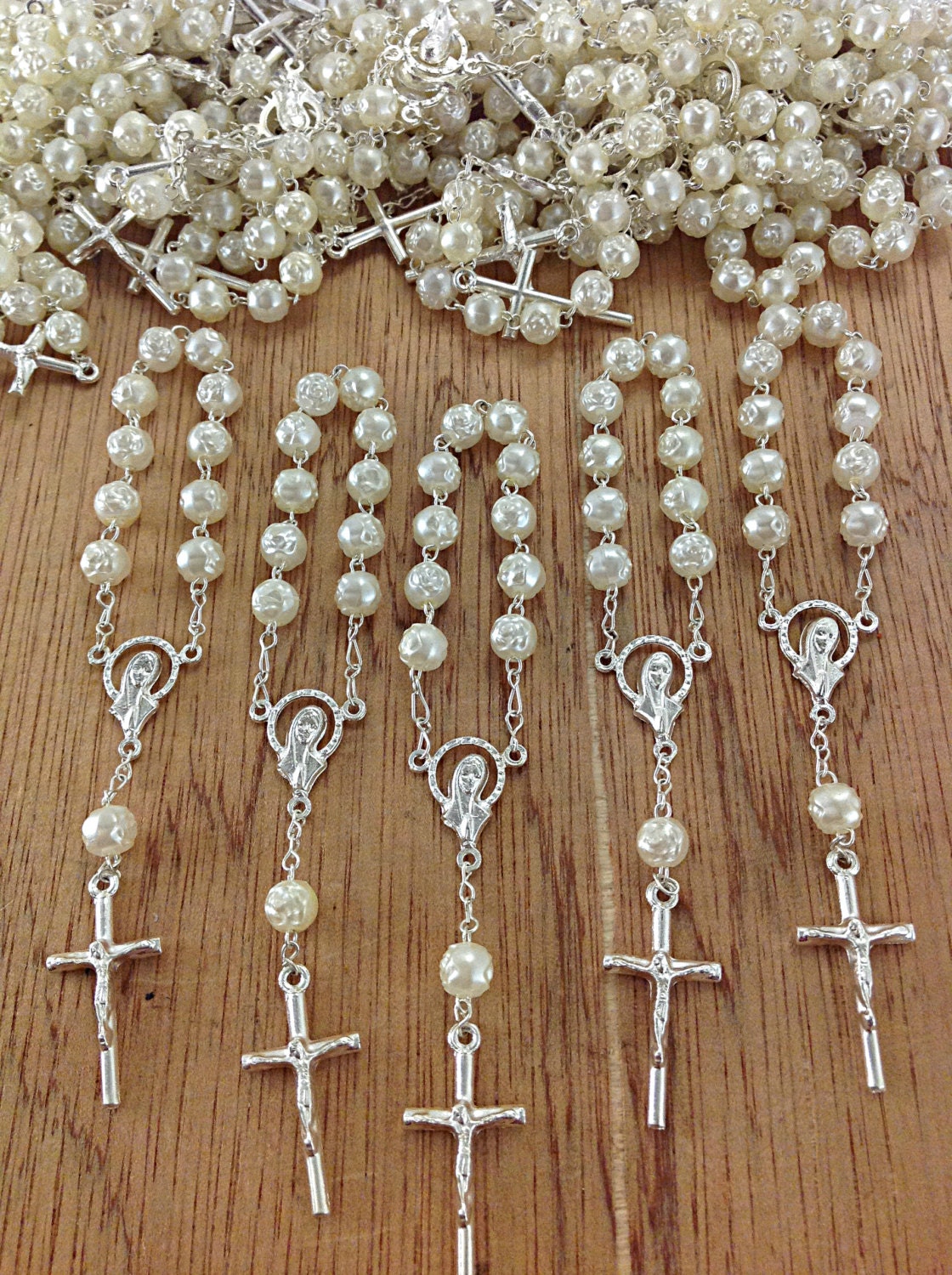 3.5 White Silver Miniature Rose Bead Rosaries - Pack of 100 Mini Rosary  Favors - CB Flowers & Crafts