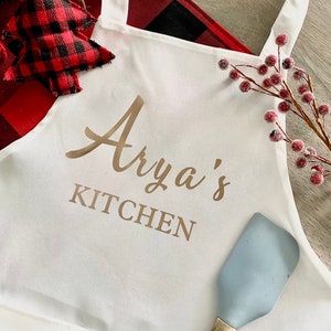 Custom personalized Aprons for Womens Aprons with Pockets Gift Ideas for her Personalized Apron Pink Aprons Personalized