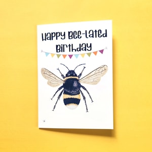 Abejorro, feliz cumpleaños tardío, tarjeta de felicitación, dibujada a mano, tamaño 5 x 7, 218BL