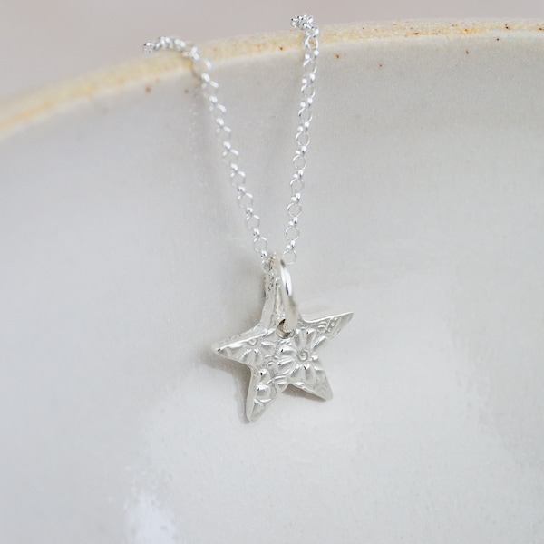 Handmade Sterling Silver Small Star Textured Pendant Necklace
