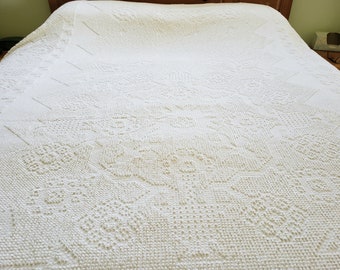 105" x 73" Bates Hobnail Chenille Heavyweight Vintage Bedspread Throw Blanket Nubby White Inches Long Cottage Chic Twin Size Bed 1940s 1950s