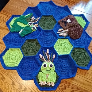 Pond baby blanket. Lily pads, alligator, beaver and frog, pattern, crochet
