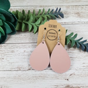 Small Dusty Light Pink Teardrop Petal Firm Leather Earring/Pink Gift for Her under 10/Bridesmaid Birthday Valentine Gift/Leather Accessories