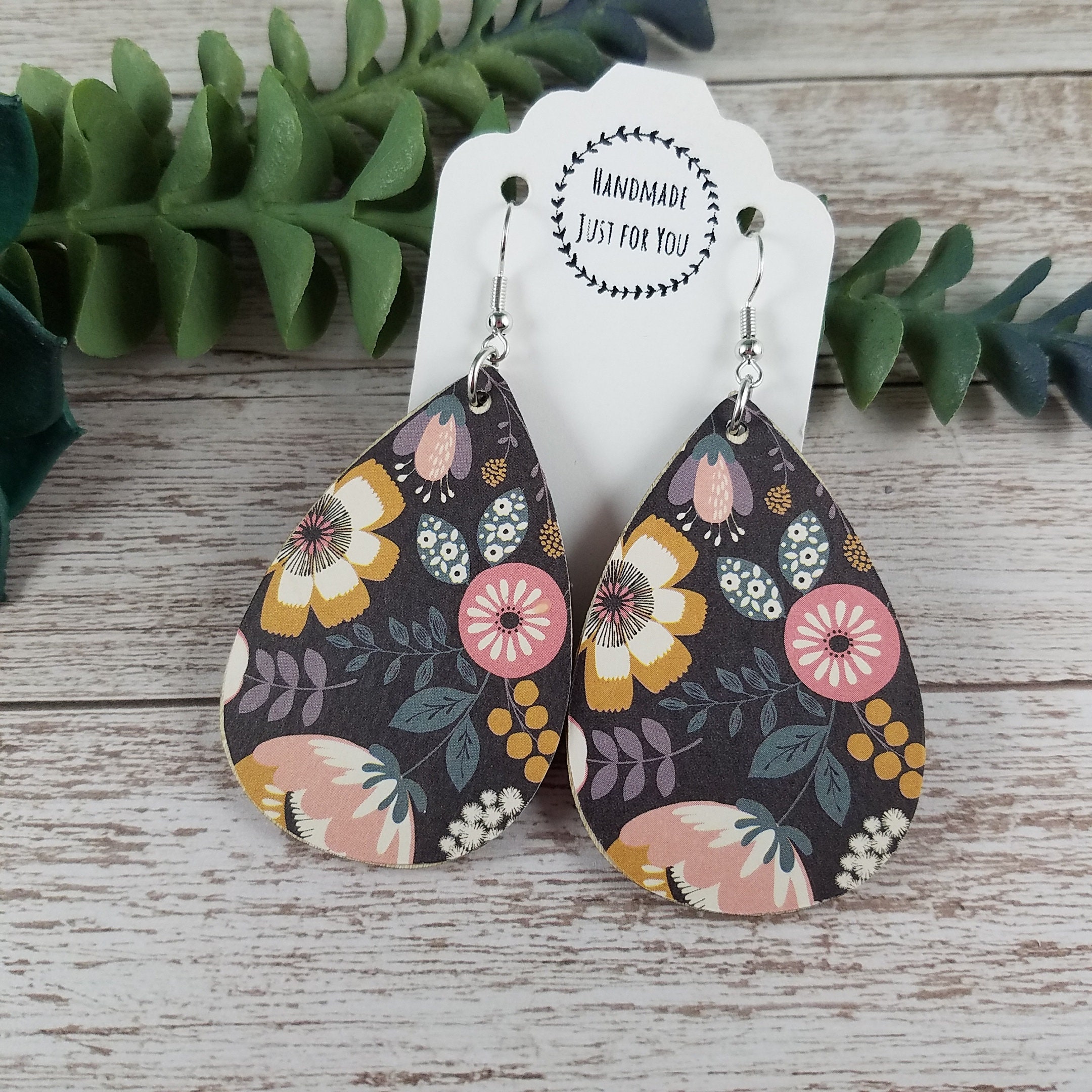 9-Pair Tie Dye Leather Earrings Set - Bohemian Drop Dangle Earrings For Women