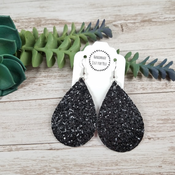 White Glitter Teardrop Earring White Glitter Teardrop Earring