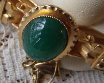 Vintage Horse Head Tie Clasp...Dangling Horse Head...Green Stone...Signed ROYAL- RUST RESISTANT...Shirt Accessory