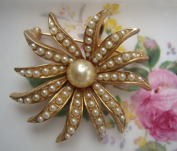 Marboux brooch online