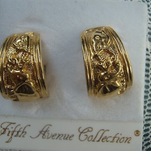 Vintage Butler Fifth Avenue Collection...Tone Clip-Ons ...Ornate Gold Tone Metal Clip Ons...Marked FAC
