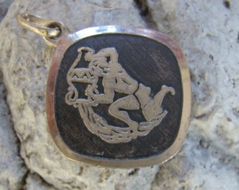 Vintage Horoscope "Aquarius" 800 Silver Charm/Pendant....January 20th to February 18th...Water Bearer Charm