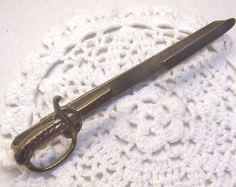 Vintage SWORD Tie Bar..."WOOLNO"...Officer's Saber...Scimitar Tie Bar Clip...Detailed Brass Gold Handle