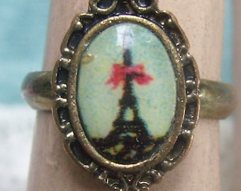 Vintage Eiffel Tower Costume Ring...Size 4 1/4...Hand Painted...France Souvenir...Eiffel Tower Jewelry