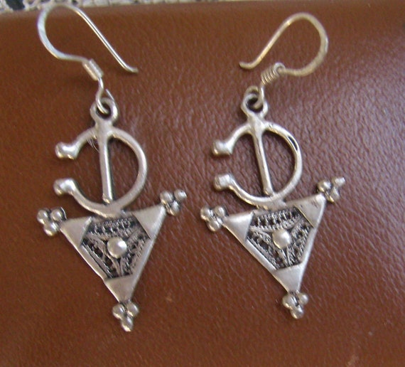 Vintage Silver Fibula Berber Dangle Hook Earrings… - image 3