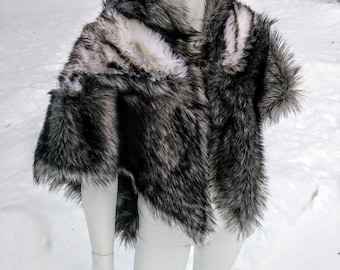 Wolf Fur, Fur Coat, Fur Shrug, Faux Fur, Winter Coat, Capelet, Cloak, Shoulder Mantle, Festival Wear, Wedding, Cape, Pelt, Viking, Huskey