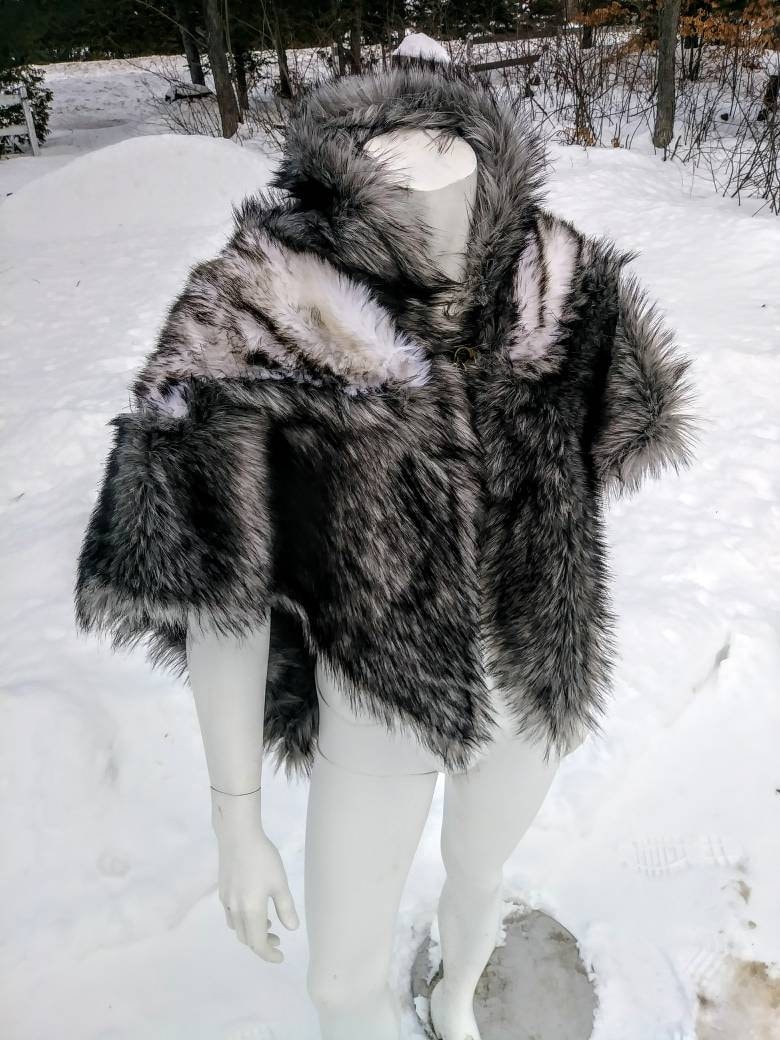 Men's Grey Wolf Hooded Faux Fur Coat - Stylish Warmth S / Grey
