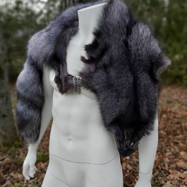 Fur Coat, Silver Fox, Grey Fox Pelt, Tanned Pelt, Fur Clothing, Ethically Sourced Fur, Medieval Costume, Viking Garb, Cosplay, Wedding