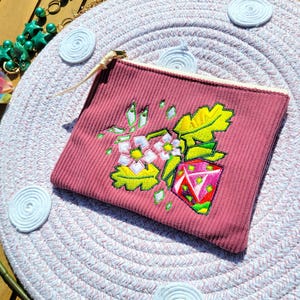 Cartera de pana con bordado de hada de cristal y polígono de fresa, con cremallera dorada