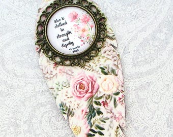 Purse Tassel Bible Verse Christian Curvy Leather Feather Purse Charm Mother Secret Sister Gift Purse Jewelry Jesus Shabby Chic FAL