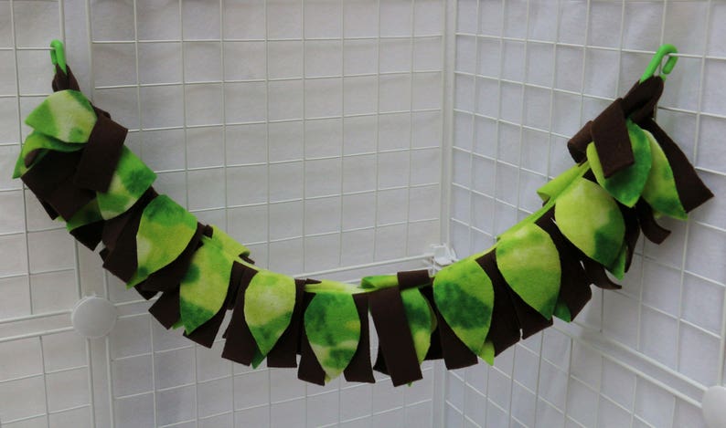 Custom Sugar Glider Fringe Vine image 3