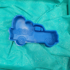 Truck with Heart and Roses Silicone Freshie Mold - Silicone Mold - Freshie Mold - Resin Mold - Candle Mold - Soap Mold - Aroma Bead Mold