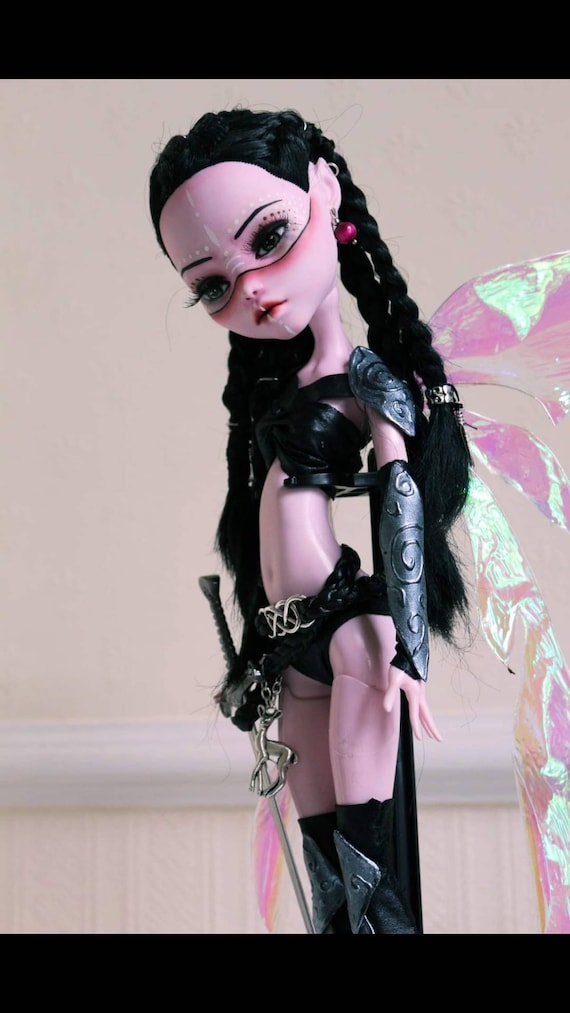 17 inch monster high doll draculaura