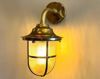 CUGAT Nautical Wall Sconce - Nautical Wall Light, Outdoor Light, Patio Light, IP64 Lighting, Brass Casting Light, Bulkhead, Marine Sconce