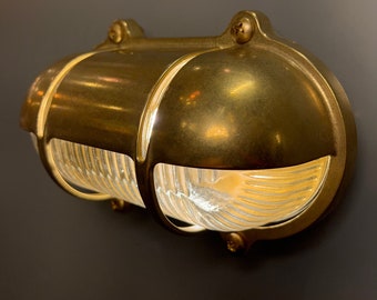 SLATINA Nautical Wall Sconce - Luz de pared náutica, luz exterior, luz de patio, iluminación IP64, luz de fundición de latón, luz de mamparo, Marinal