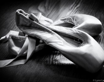 Ballet Prints - pointe shoes black and white 8x10 photo 11x14 large wall art 16x20 ballet art 5x7 ballerina dance photography "Final Act"
