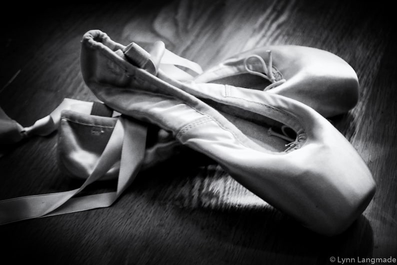 Ballet Prints Pointe Shoes Black and White 8x10 Photo 11x14 - Etsy