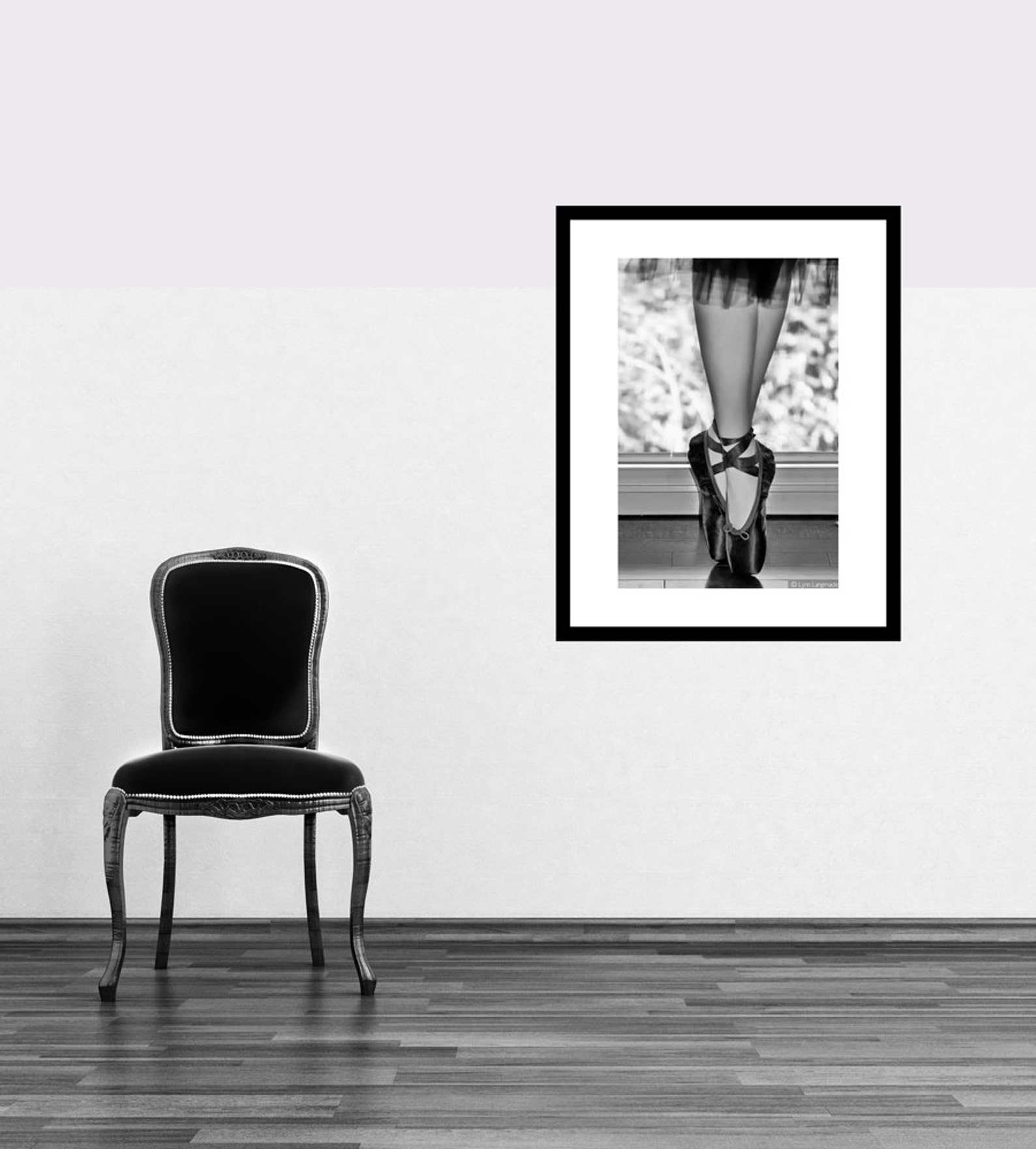 black and white photography - ballerina en pointe, ballet photography, ballet wall art, black wall decor, gift, dancer - 