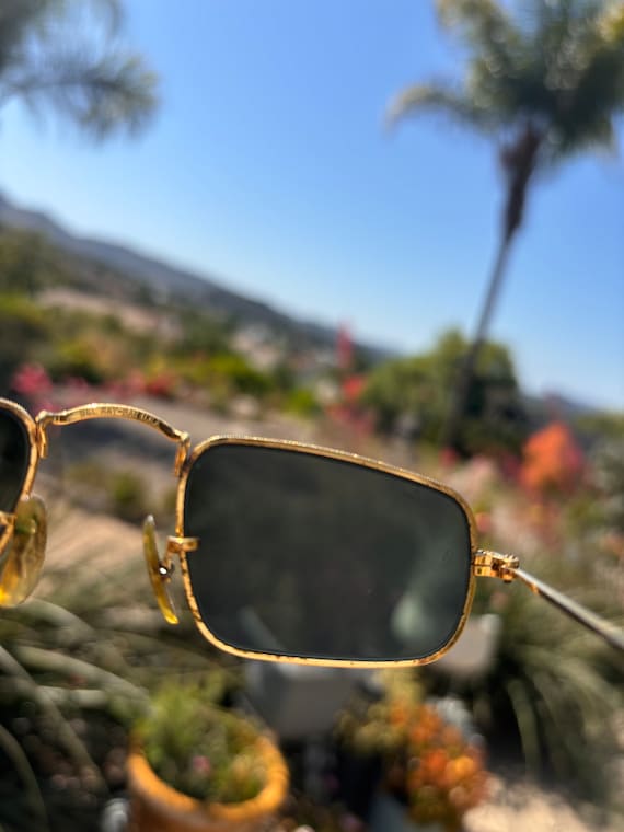 Ray Ban W0982 Gold Frame and Green Lenses Sunglasses 1980s