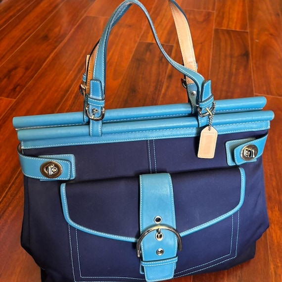 Vintage coach blue and - Gem