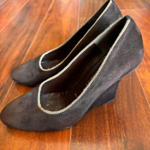 Bruno Magli Women's Brown Pumps image 7
