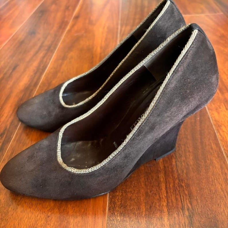 Bruno Magli Women's Brown Pumps image 7